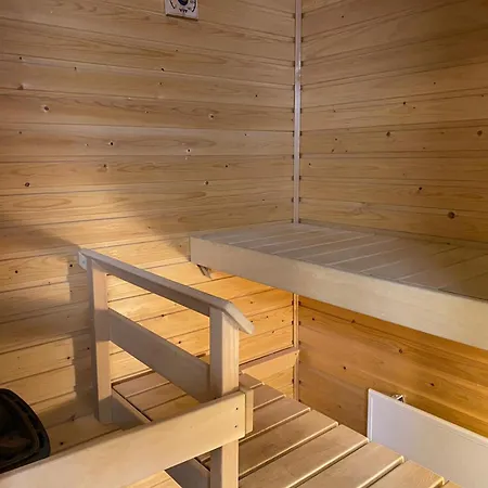 Kotimaailma - Saunallinen & Parvekkeellinen Kaksio - Verstaankatu アパート